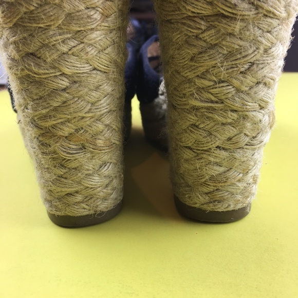 Candie's Casey Crochet Espadrille Wedge in Navy - Picture 6 of 7